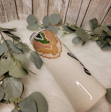 Load image into Gallery viewer, Glittered Geode Style