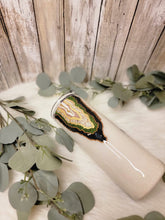 Load image into Gallery viewer, Glittered Geode Style